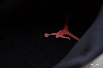 Hyperoad MID “TURF AIR 1 ORANGE” JORDAN 1115